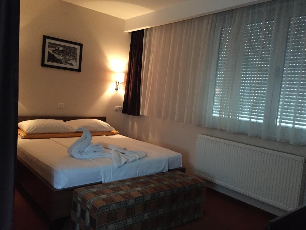 Hotel Oaza Konjic Εξωτερικό φωτογραφία